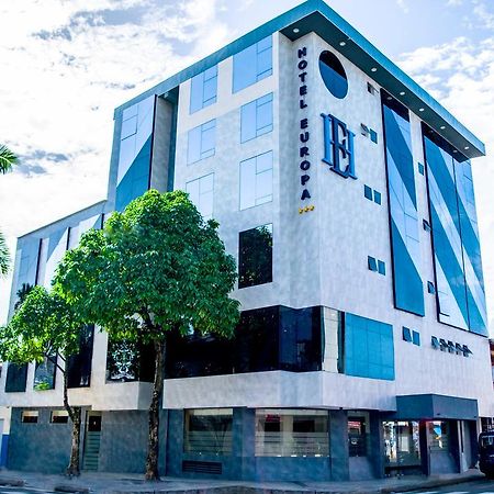 Hotel Europa Iquitos Esterno foto