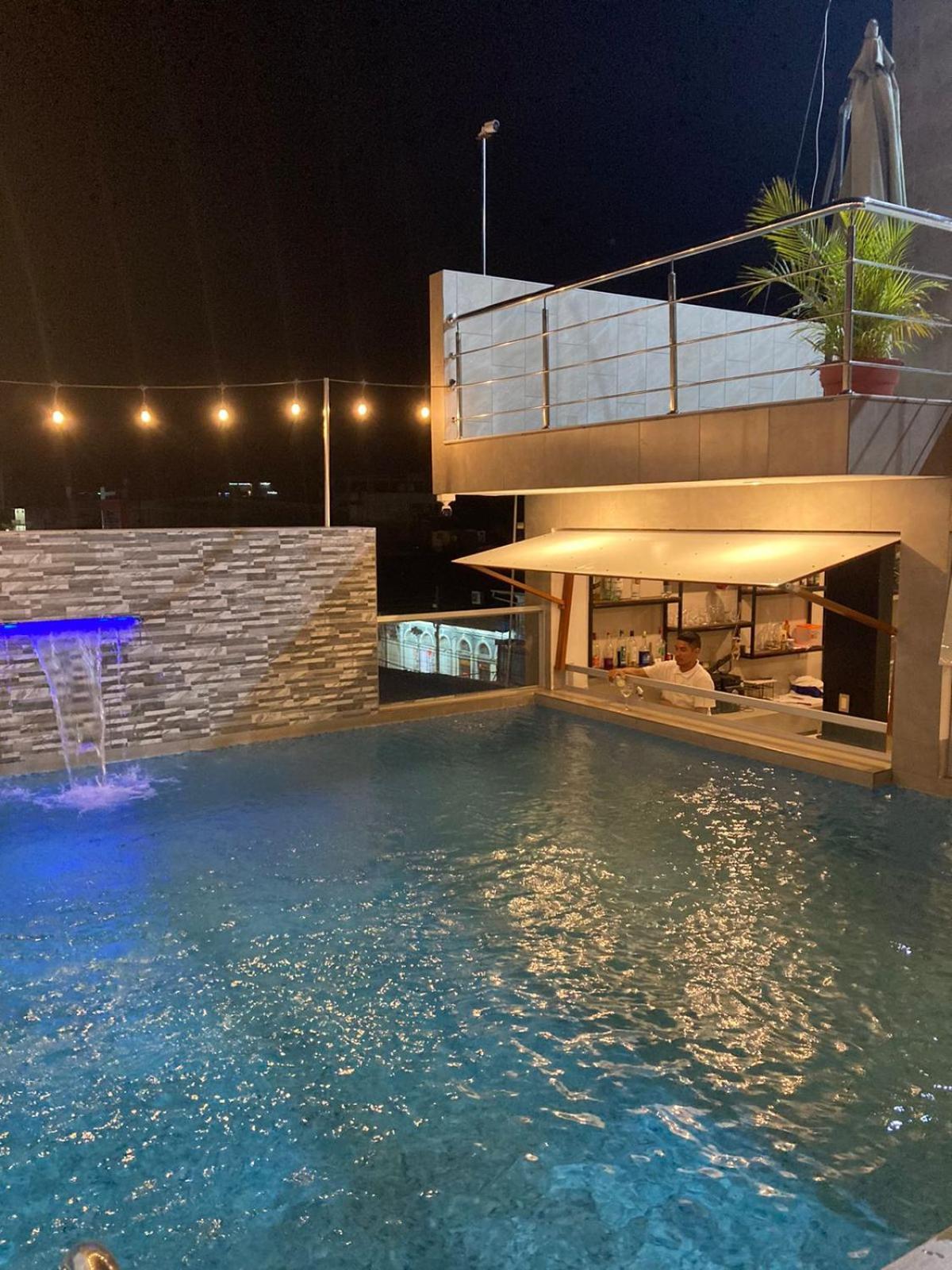 Hotel Europa Iquitos Esterno foto