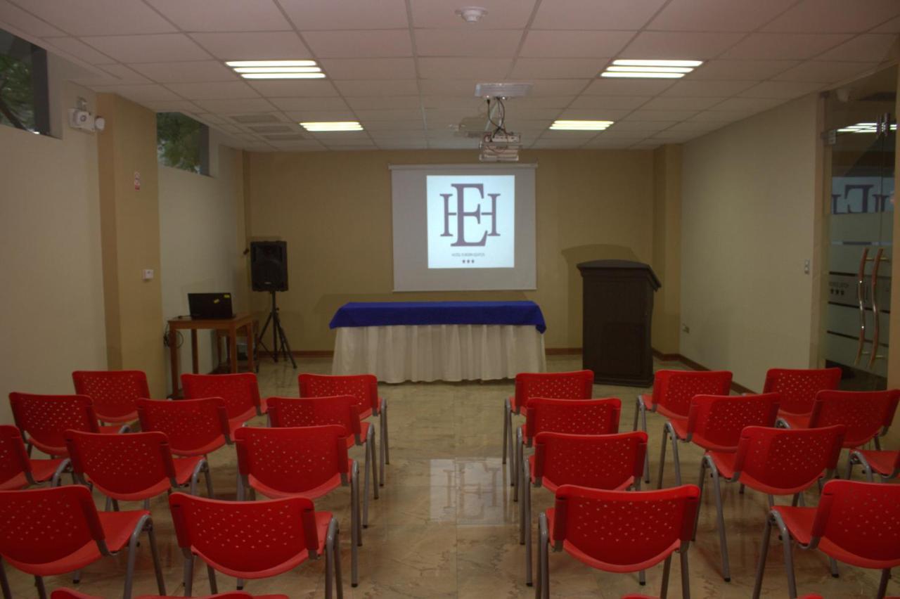 Hotel Europa Iquitos Esterno foto